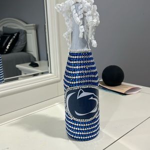Penn State bed decorating bottle